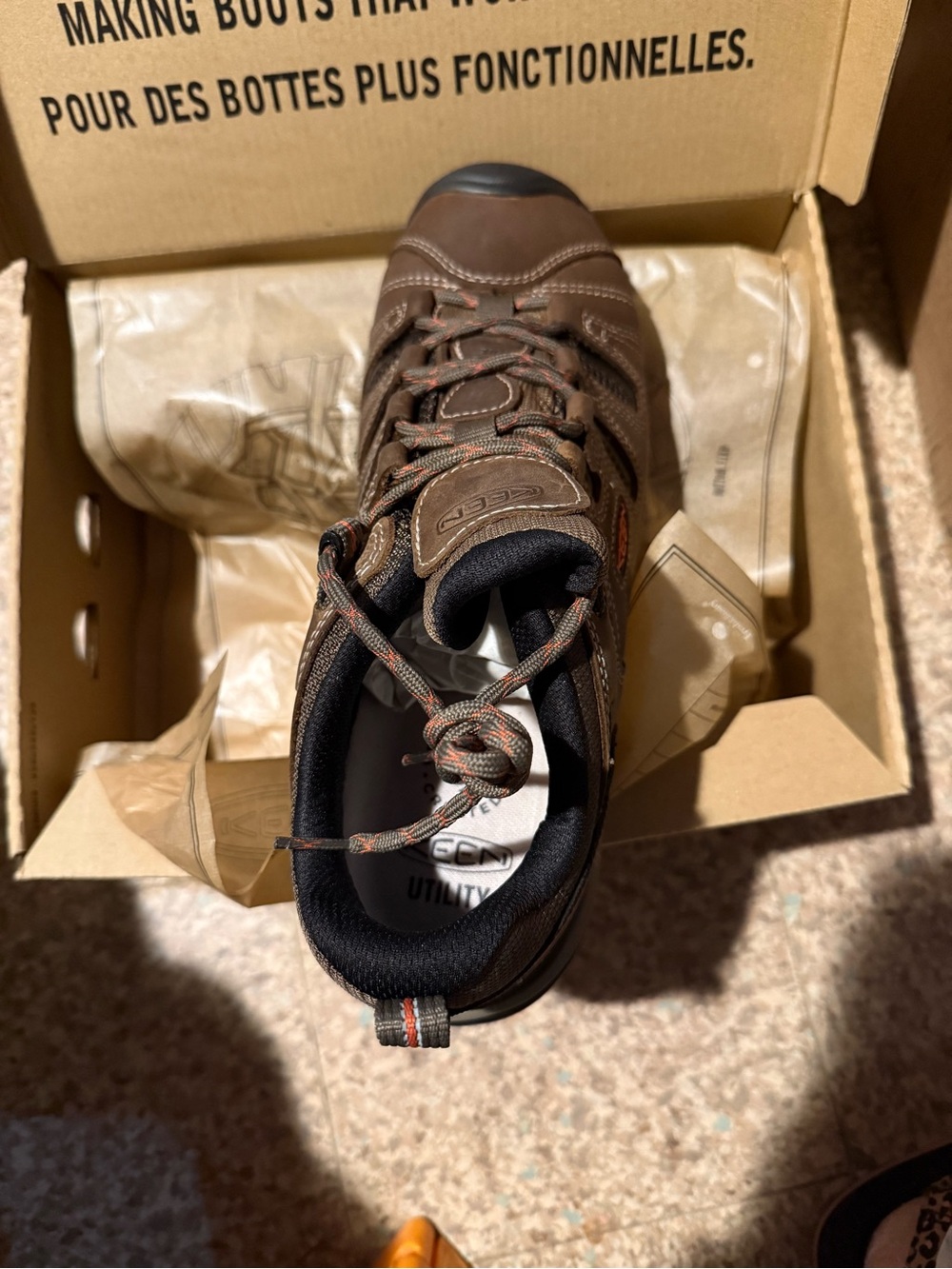 NIB KEEN UTILITY Steel toed shoes - Picture 6 of 8